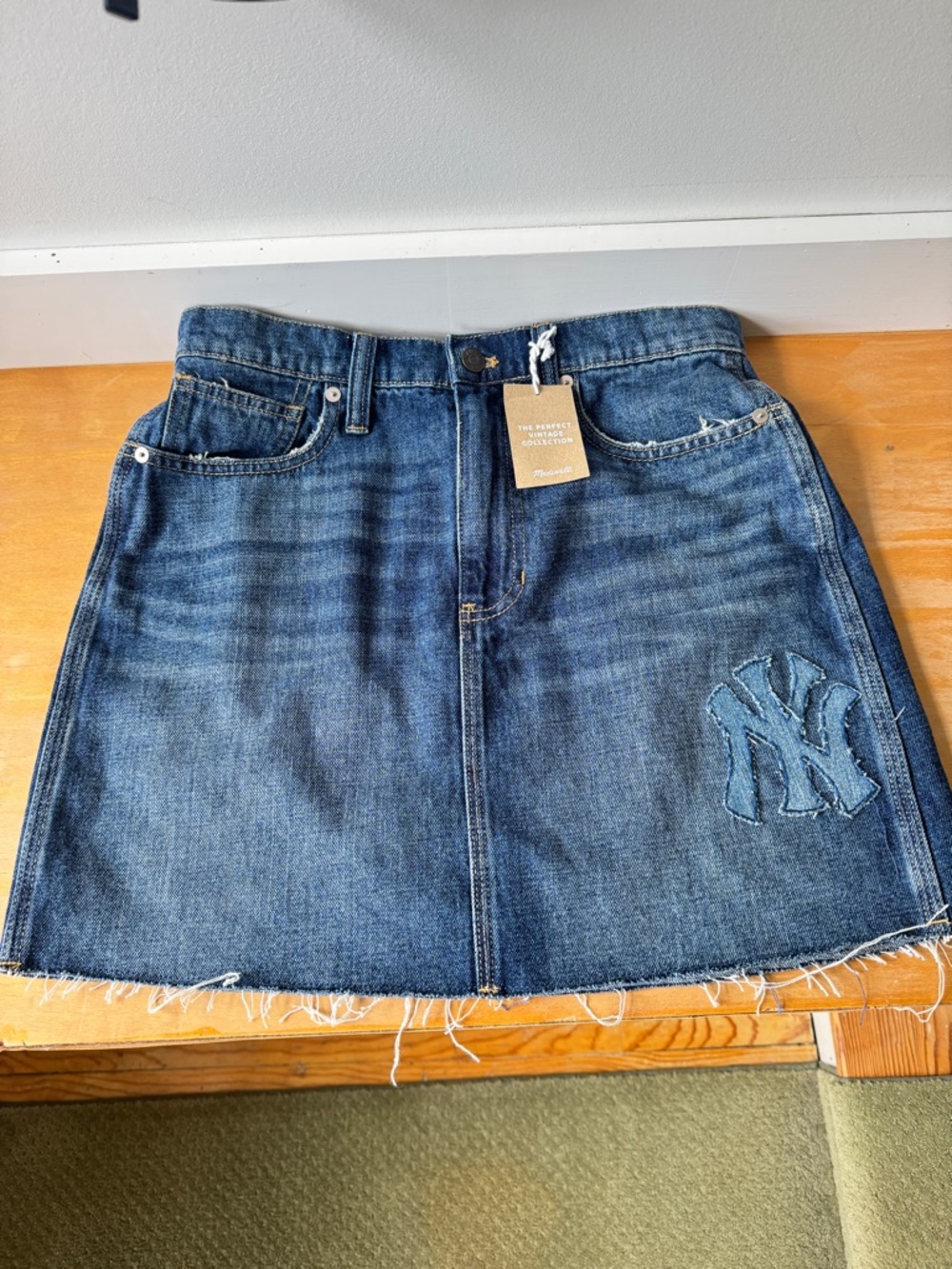 NY Yankee design denim skirt
